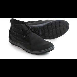 Merrell Ashland Chukka shoe boot